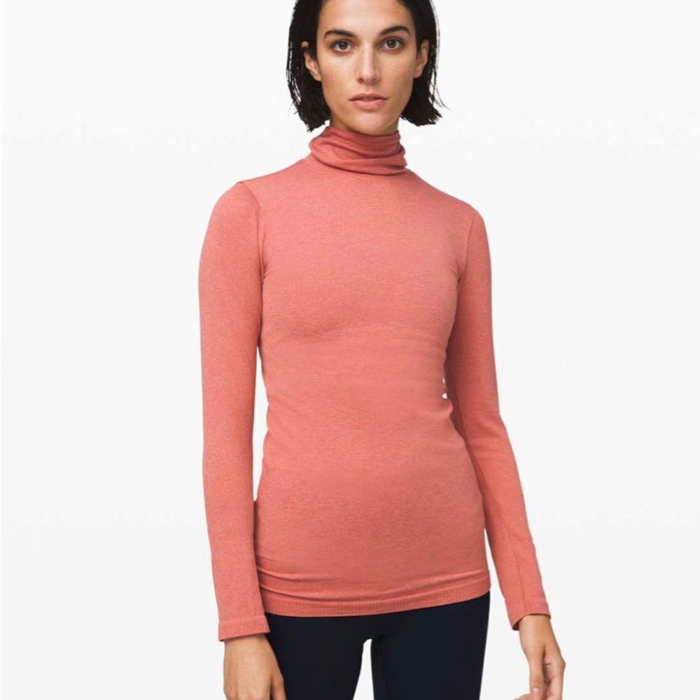 LULULEMON ATHLETICA YIN VIBES TURTLENECK
